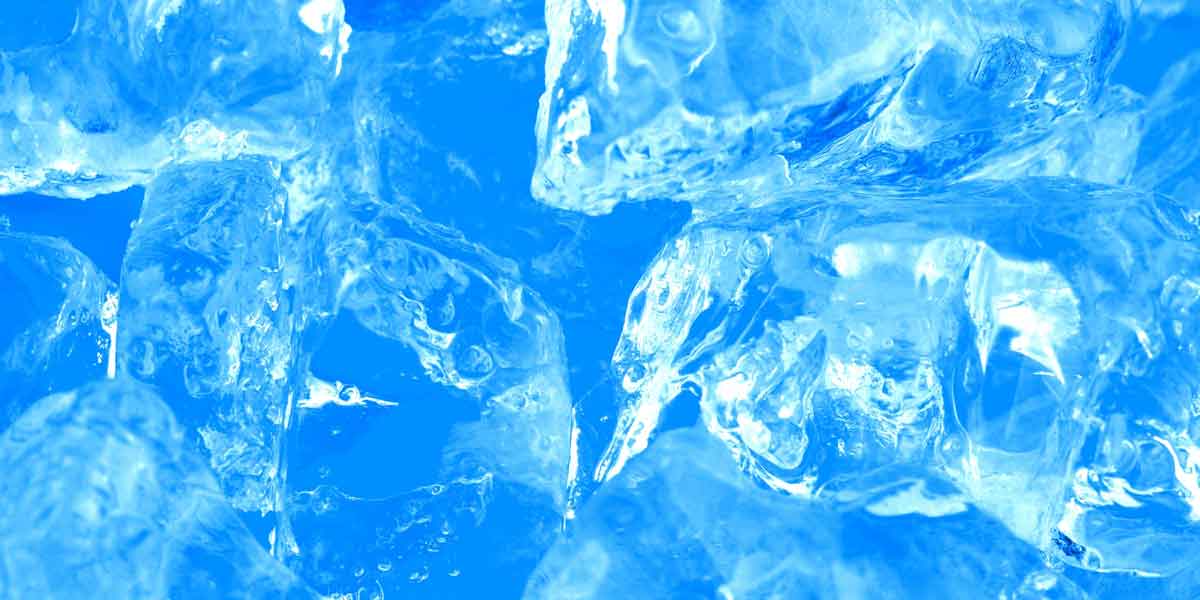 冷蔵庫の製氷機の掃除方法！故障？氷ができない時の対応も解説！