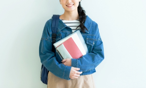 コールセンターのバイトは大学生が学業と両立するのは難しい?
